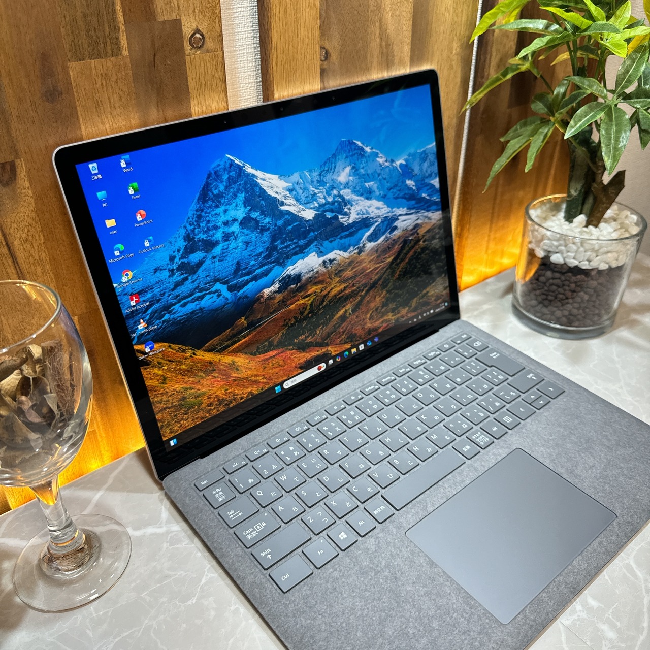 極美品2021年式 Microsoft Surface Laptop 4/Core i5 第11世代/メモリ8GB/SSD256GB/タッチパネル式/ノートパソコン