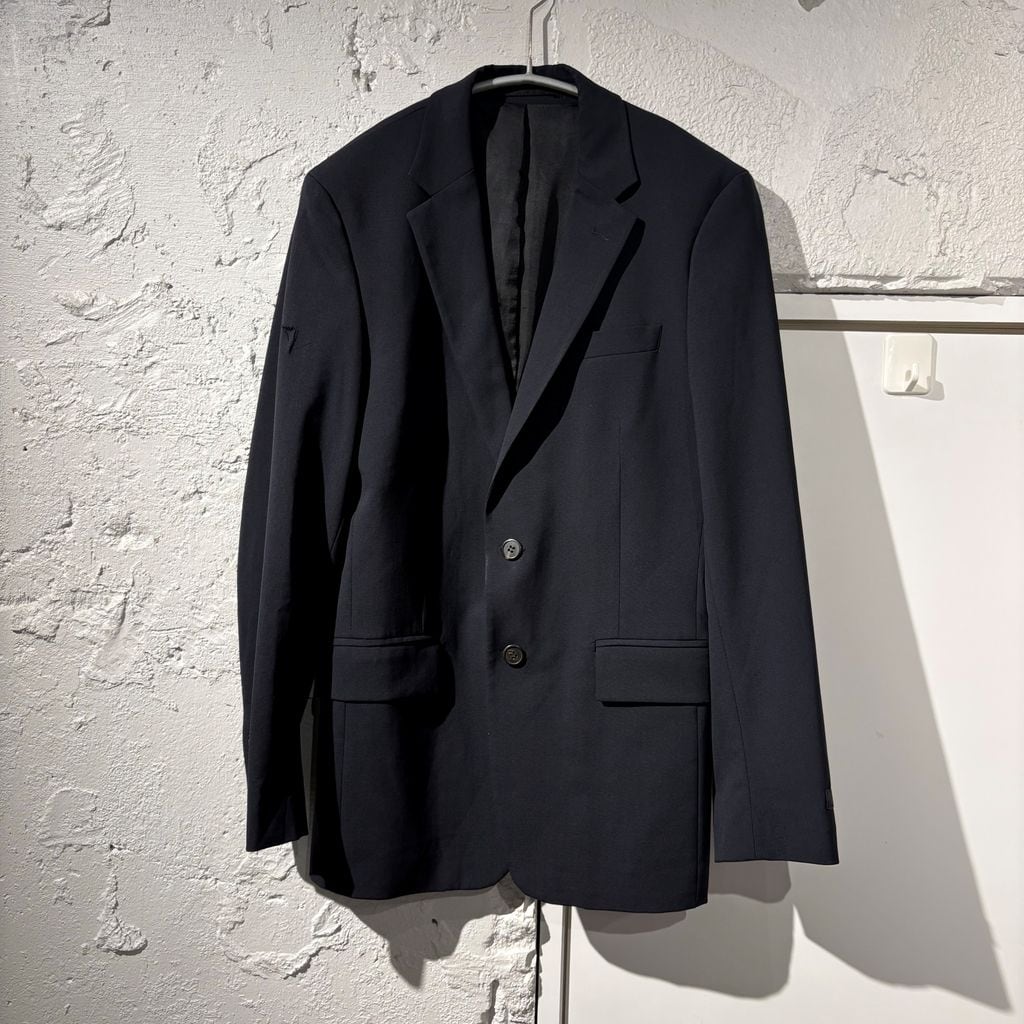 PRADA ブラック 毛皮 テーラードジャケット 90s アーカイブ PRADA ブラック 毛皮 テーラードジャケット 90s アーカイブ 【公式通販】