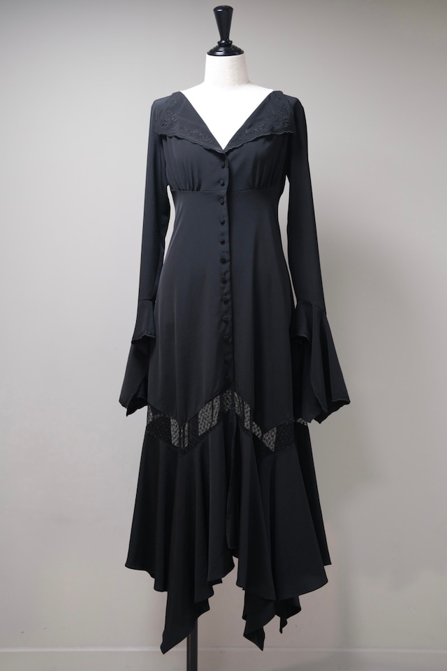 【FETICO】RUFFLED-HEM CREPE DRESS