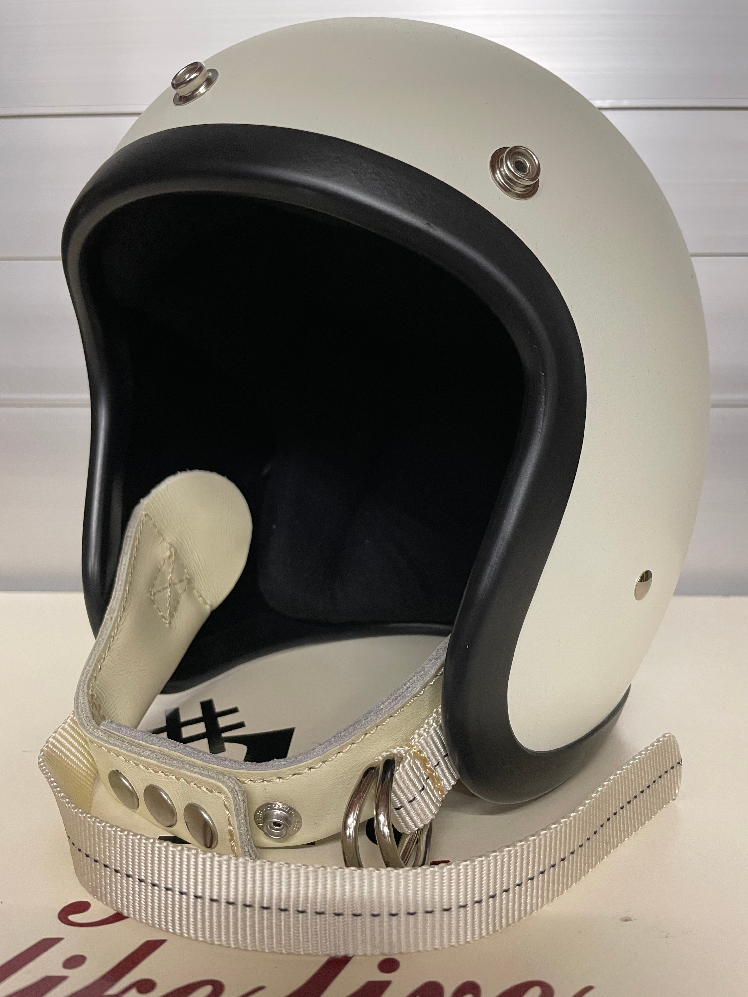 オーシャンビートル LAC マット アイボリー Wストラップ白‼️ 各サイズ  