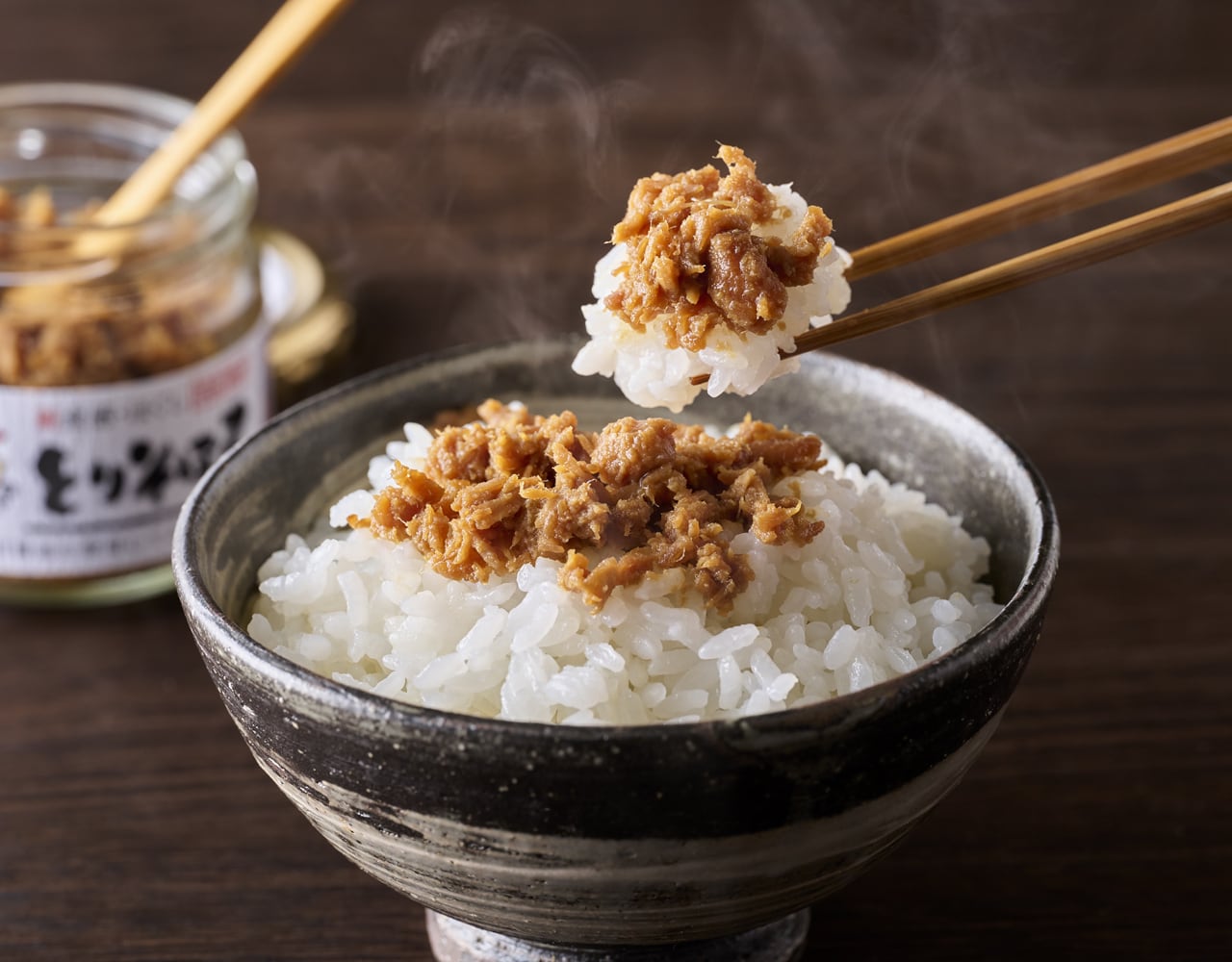 新食感 ほぐしとりそぼろ（100g瓶入り）＊1個からお買い求め頂けます