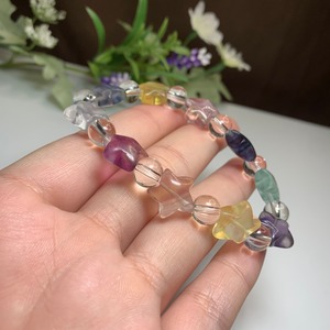 No3.フローライト星型ブレスレット