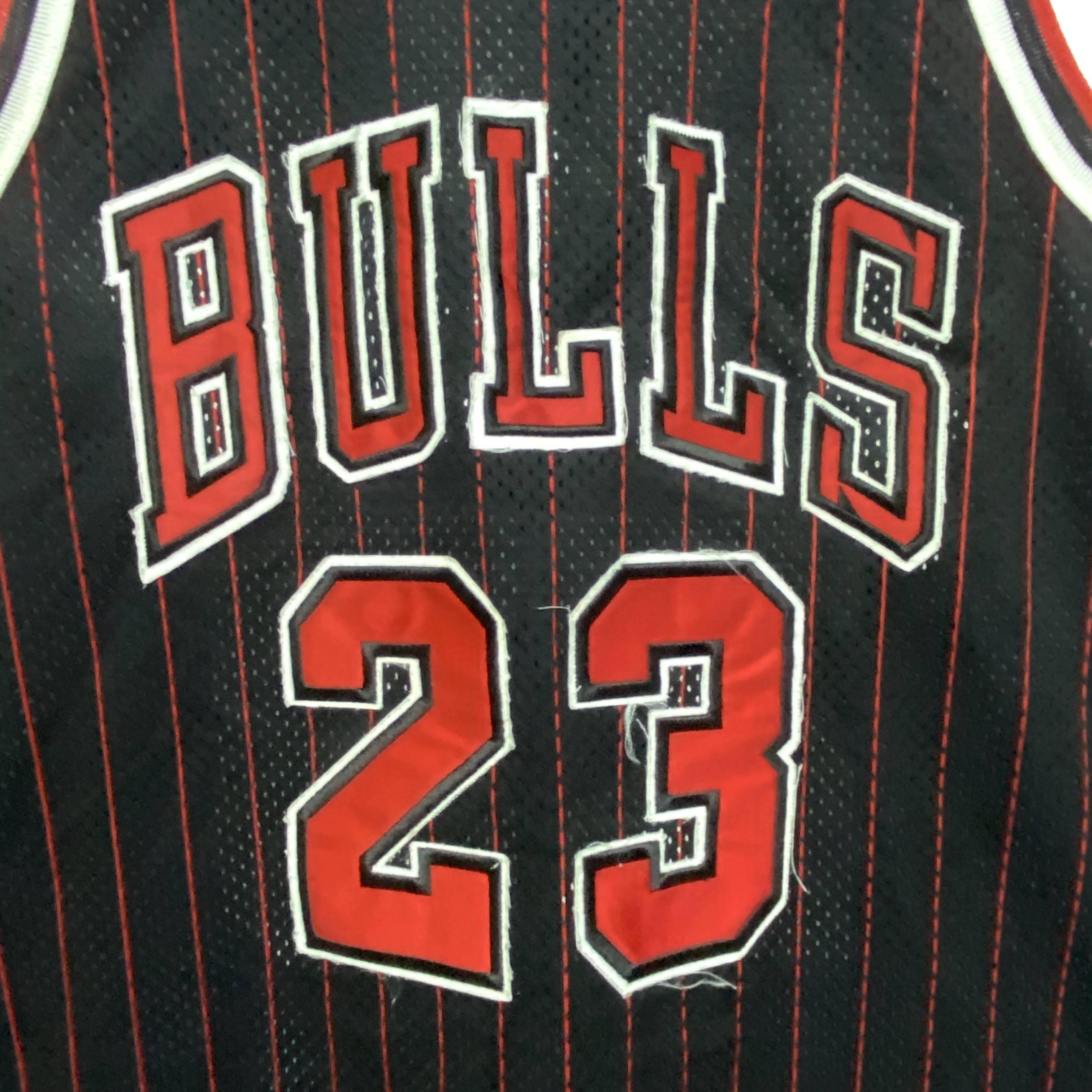 ★未使用品 NBA BULLS マイケル・ジョーダン ユニフォーム　ストライプ