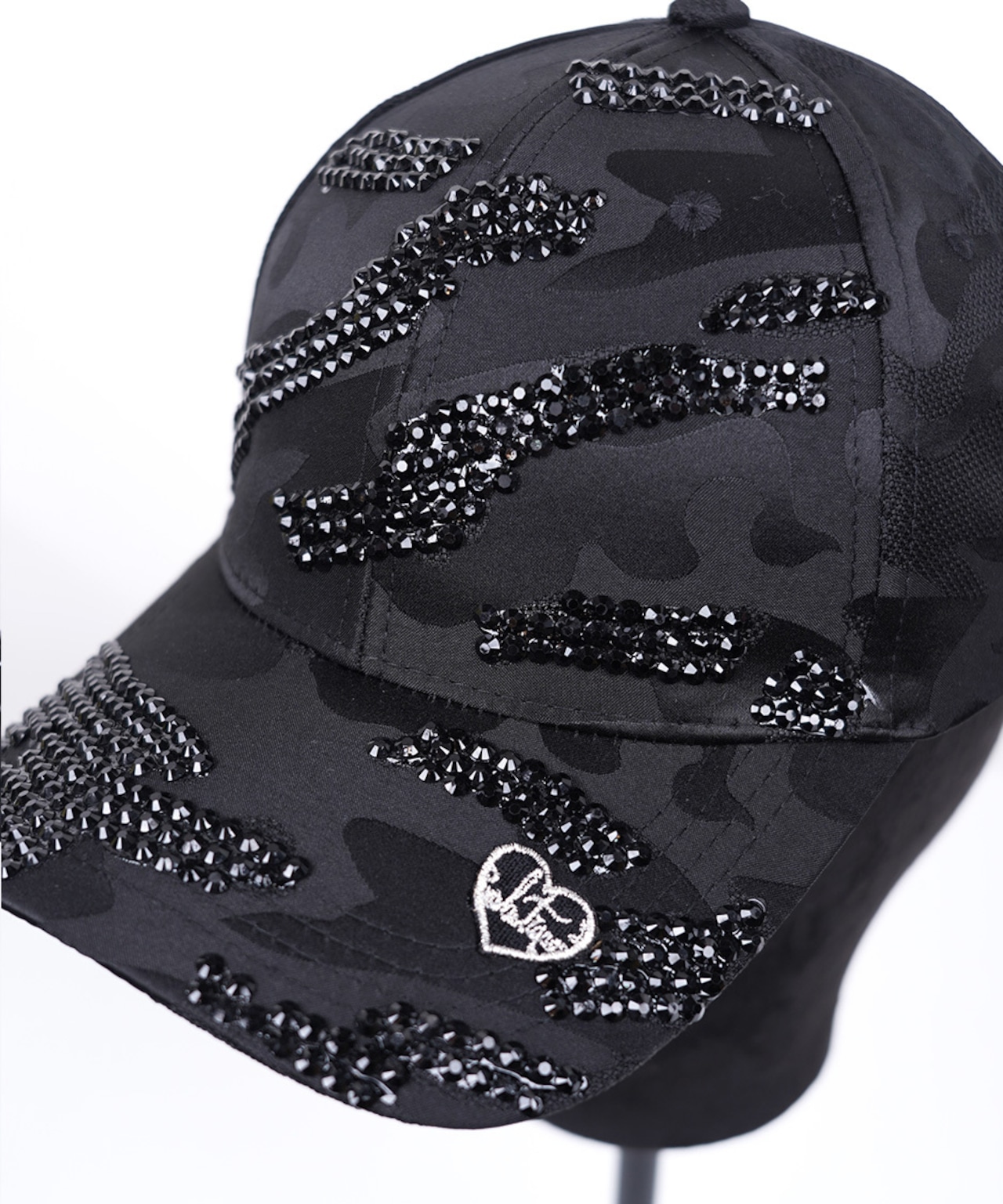 ハートロゴラインストーンCAP　CQ-48506