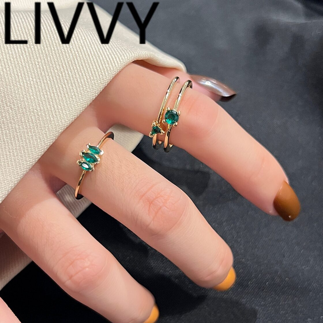 LIVVY ゴールドカラーライト高級グリーンジルコンシンプルリング絶妙 