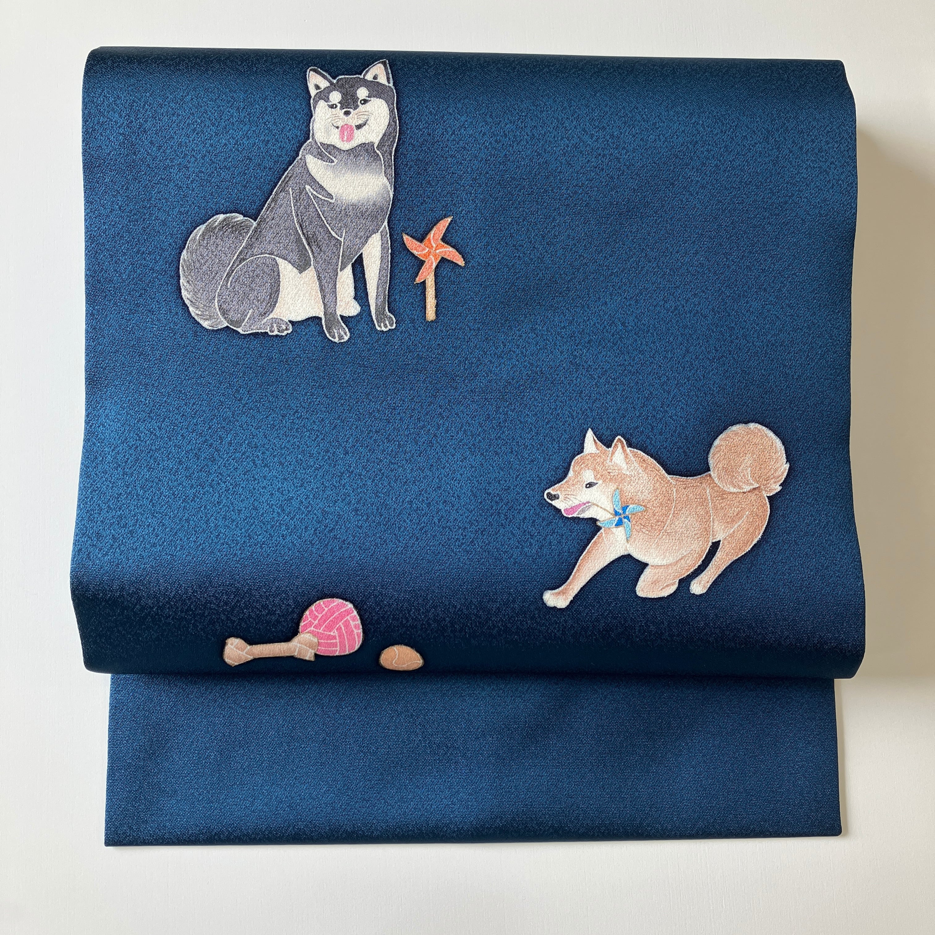 【SALE】少々難あり・手描友禅 名古屋帯 「柴犬と風車」