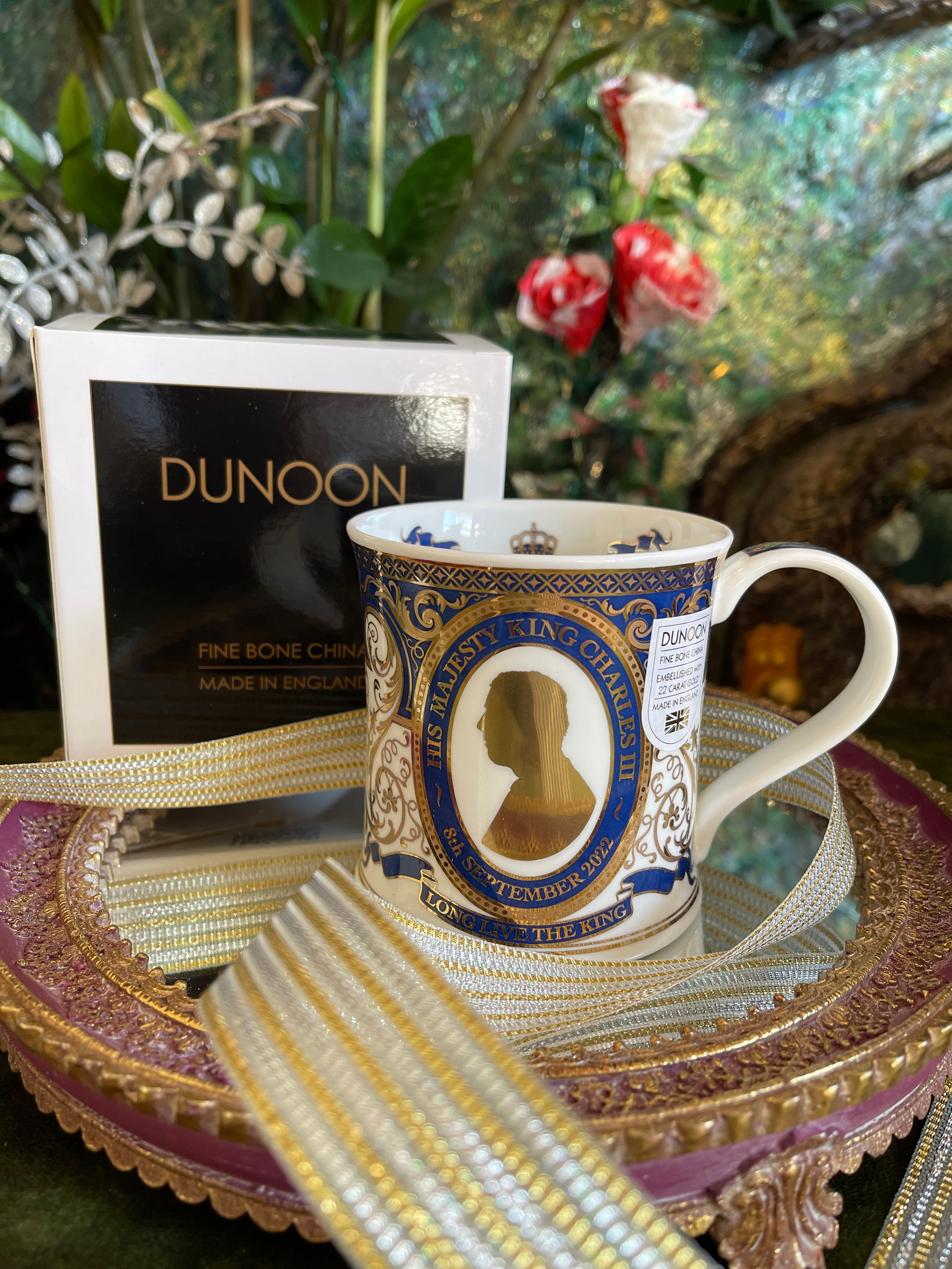人気の福袋 激安正規 新品、未使用 『DUNOON』女王シルエット柄 ...