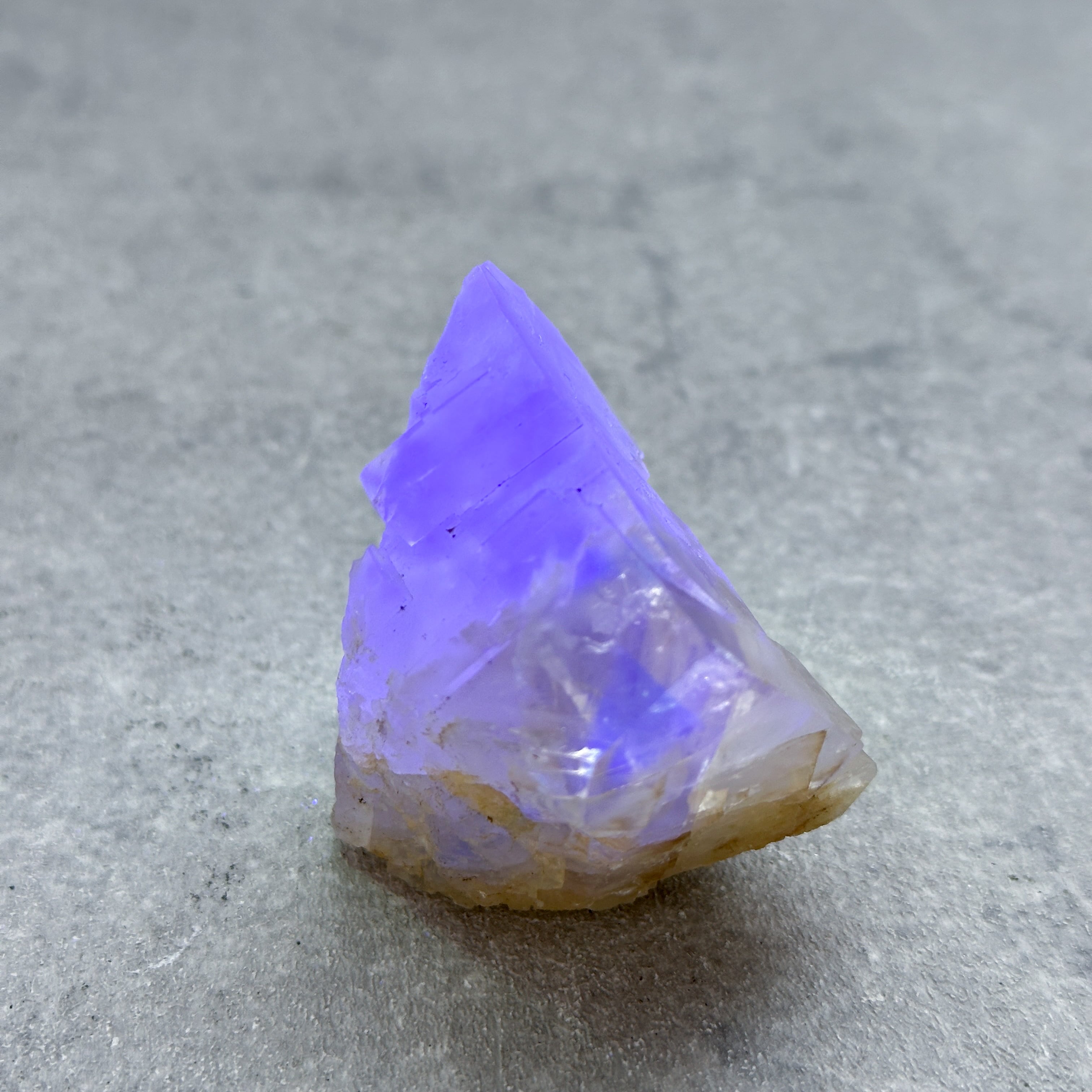 蛍光◎コロンビア産フローライト 原石 02◇ Fluorite ◇天然石・鉱物