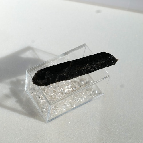 【最強の守護と浄化で人生を立て直す黒の結界】モリオンポイント G7_7