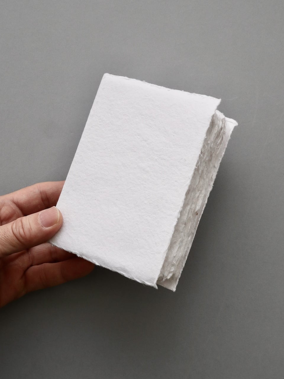 コットンラグペーパー ノート 白 9×12cm|Blanc-Liasse 9×12cm - Lamali Paris