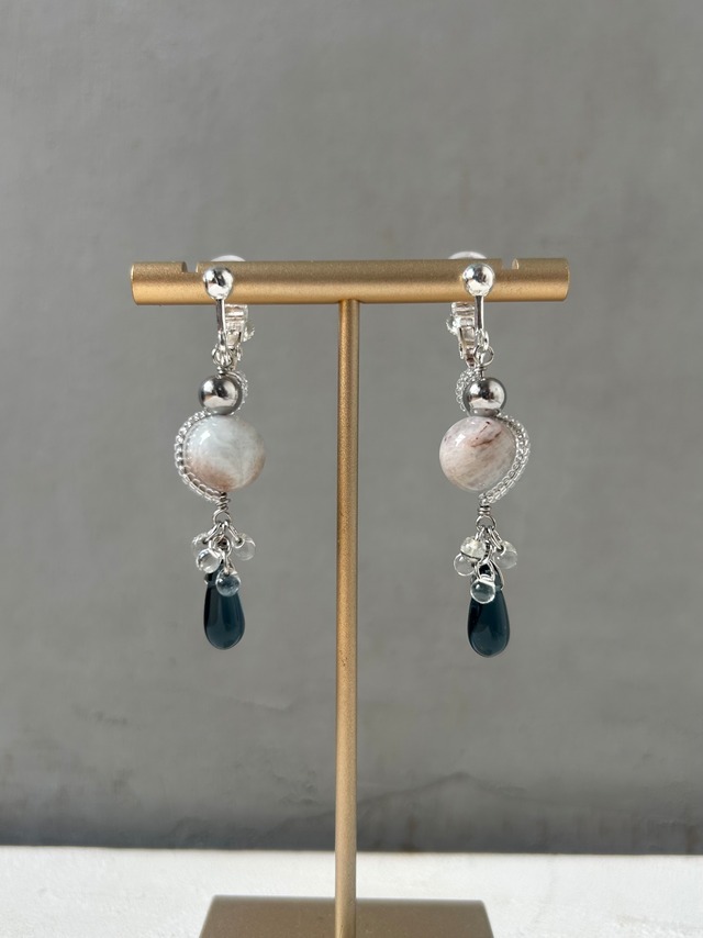 ラグーンアクアマリンのピアス/イヤリング
