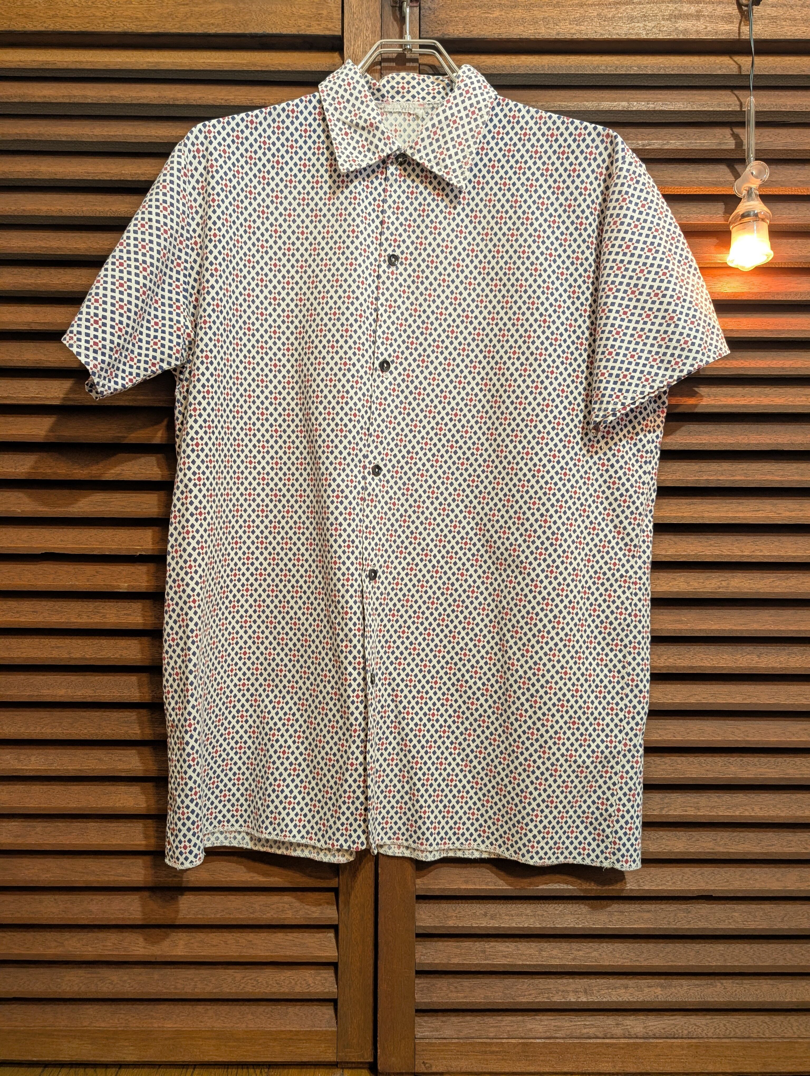 80s Euro PF Black Red Geometric Pattern Shirts Short Sleeves