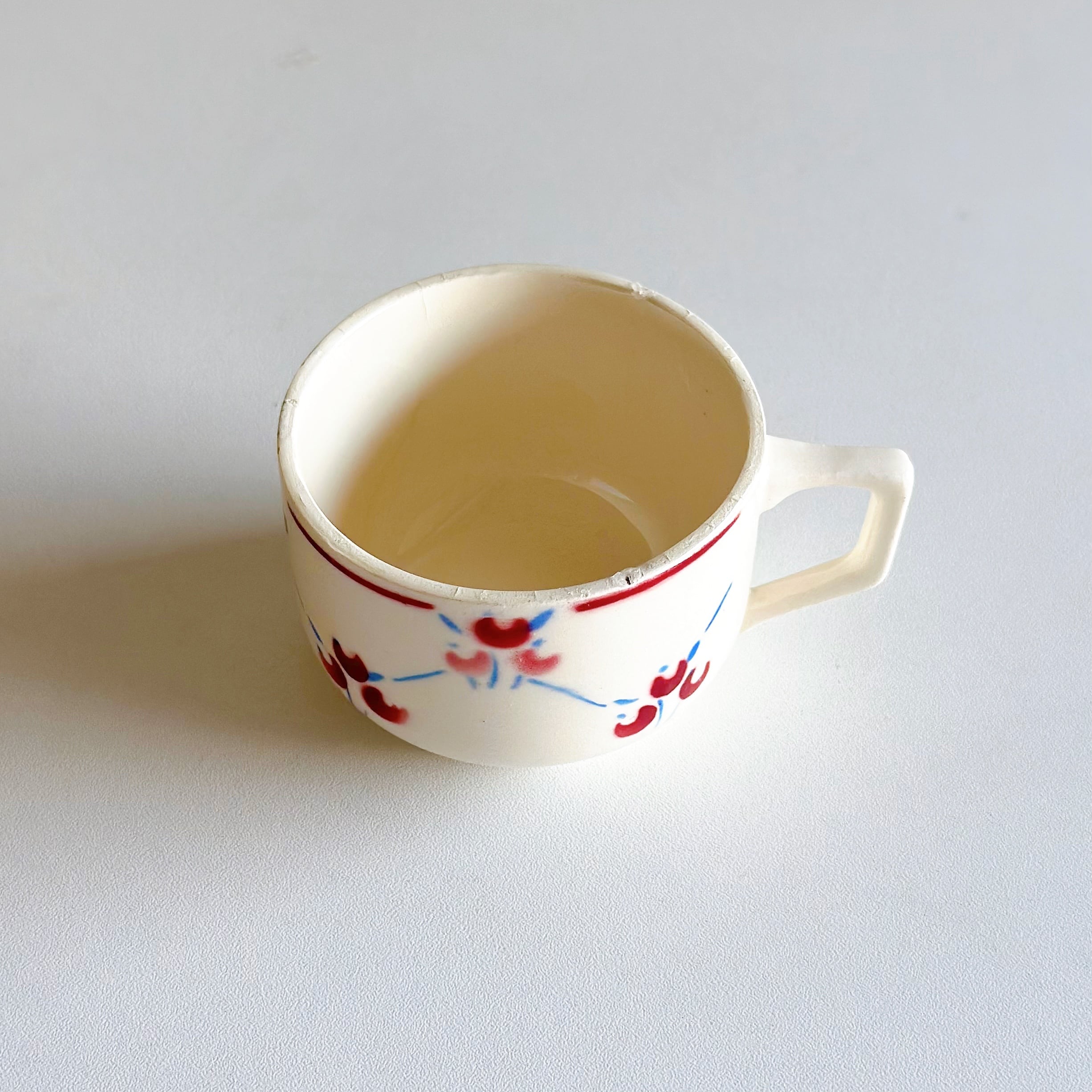 Badonviller バドンヴィレー コーヒーカップ 赤と青のポショワール