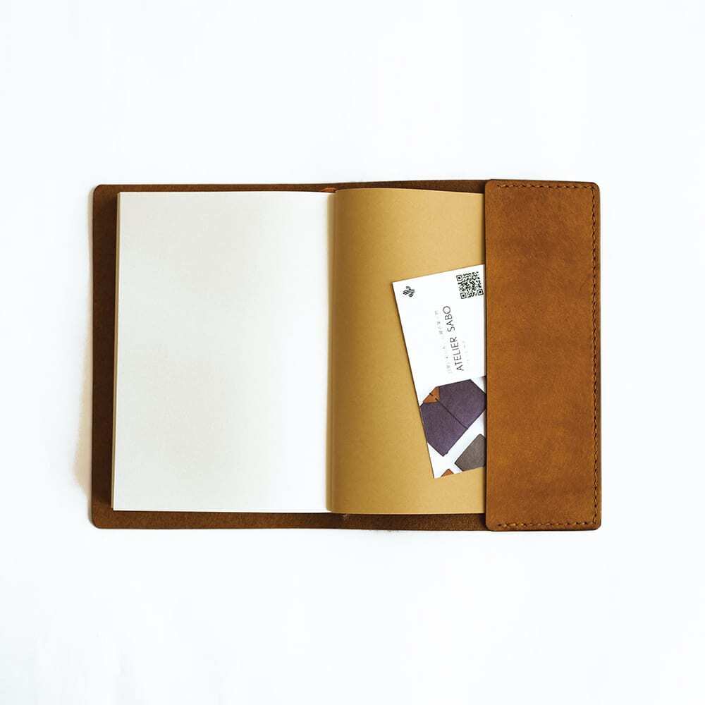 ノートカバー A6サイズ用【ブラウン×イエロー】ペンが挟める | 革小物