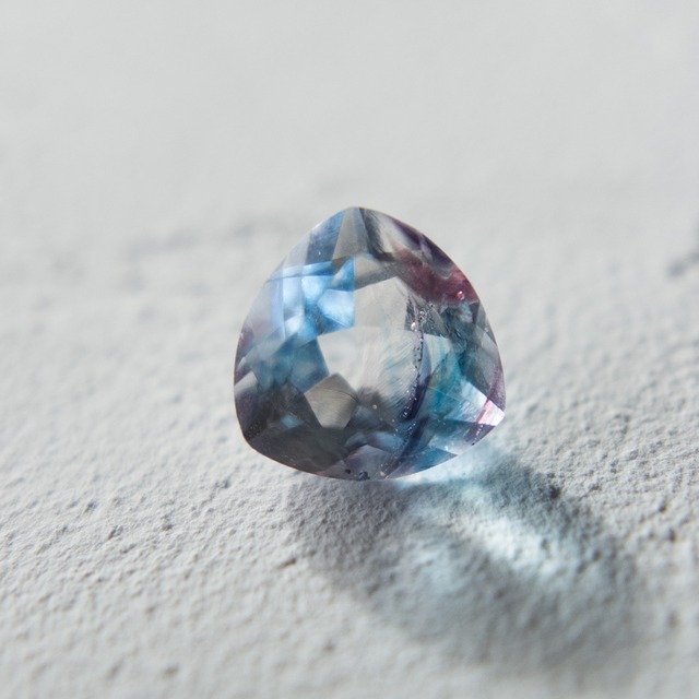 トリリアントカット 8mm #338【硝子の宝石】