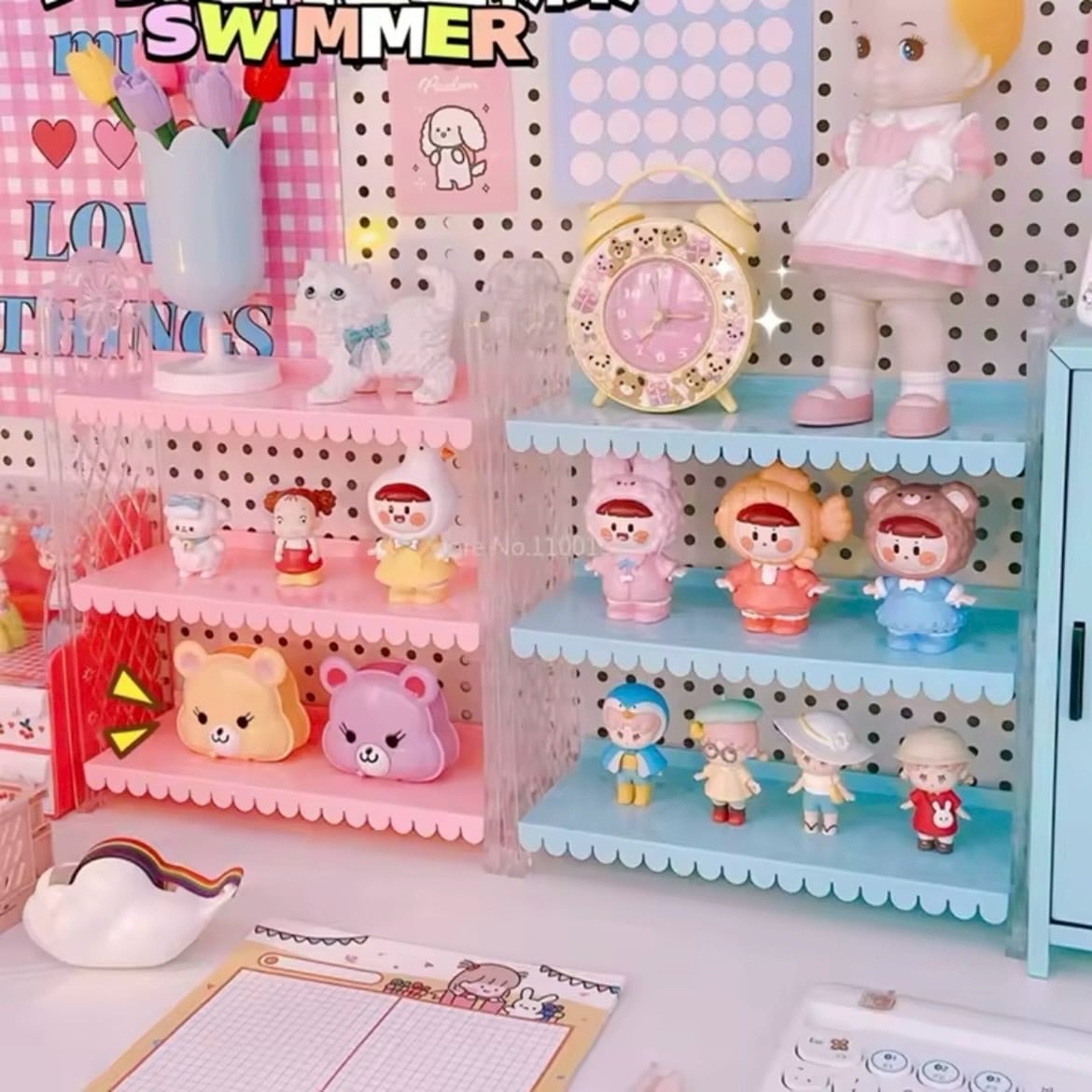 ピンクのドールラック|かわいいコレクション収納にぴったり