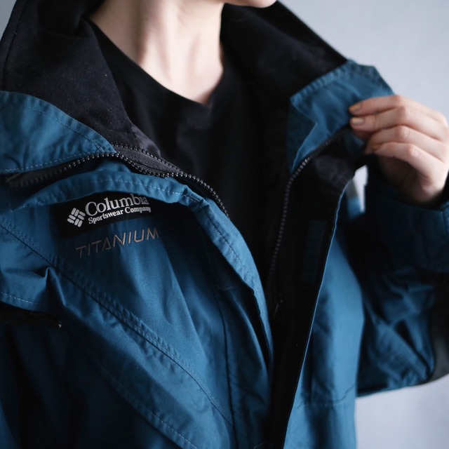 "Columbia" good coloring bi-color mountain jacket with hood