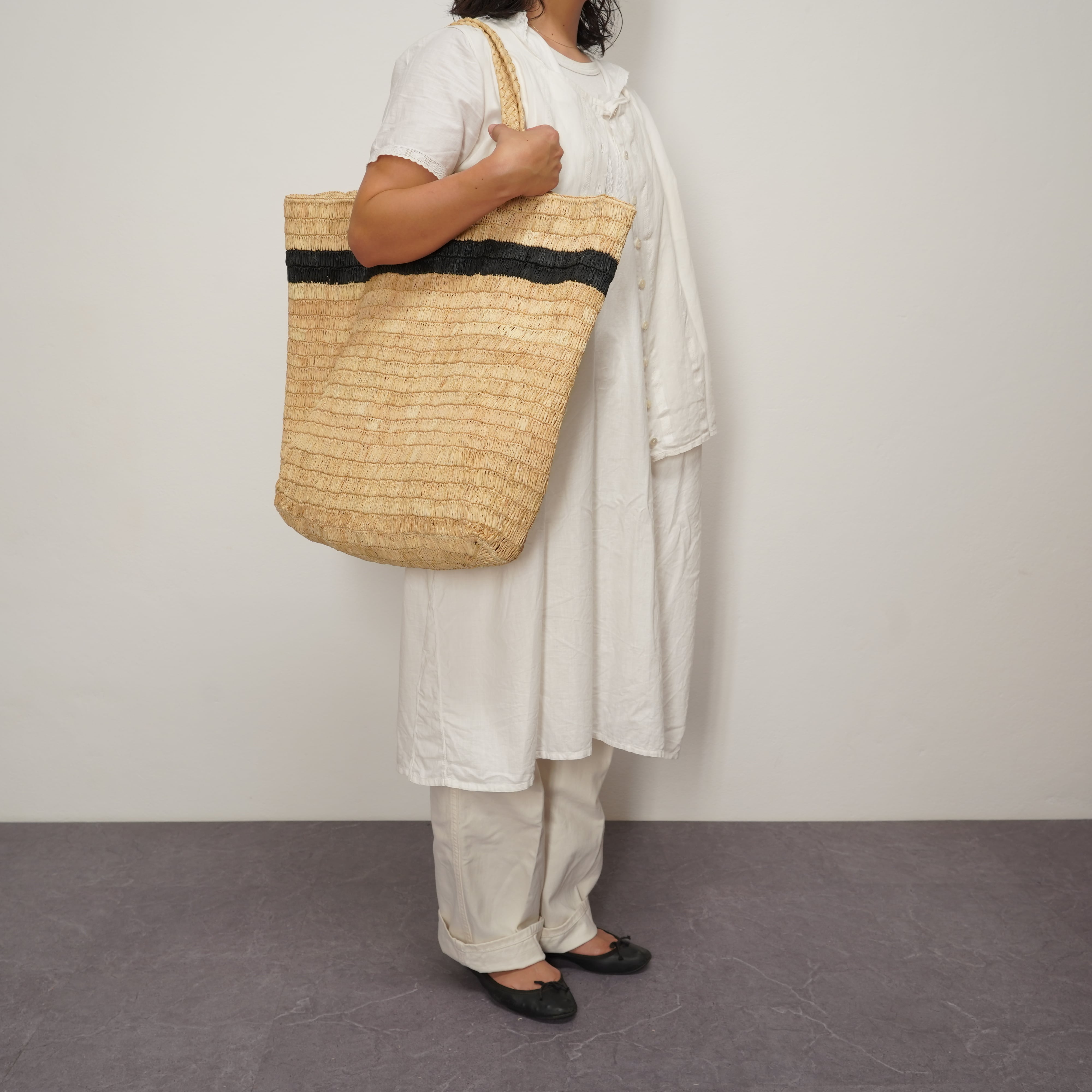 Line tote bag - Color line (XXL) | AMPIANA