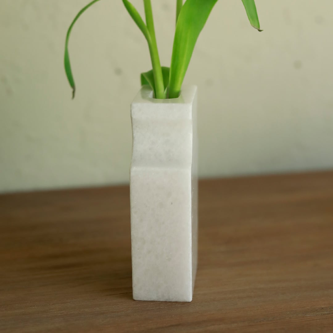 ISHIZO (石三) 花器 ホワイト | FREEPARK