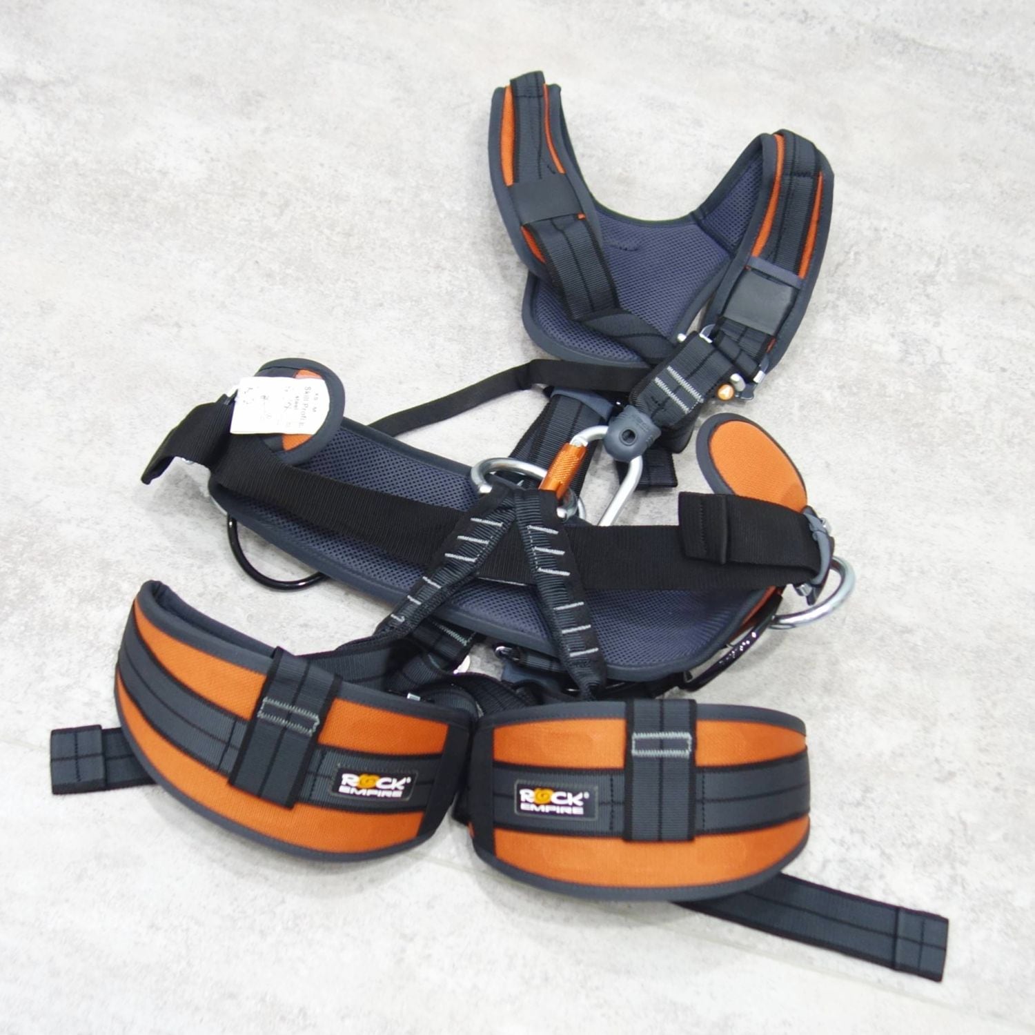 未使用 ロックエンパイア ROCK EMPIRE ハーネス Skill Profi steel サイズXS-M フルハーネス型 高所 レスキュー用 登山 未使用 ロックエンパイア ROCK EMPIRE ハーネス Skill Profi steel