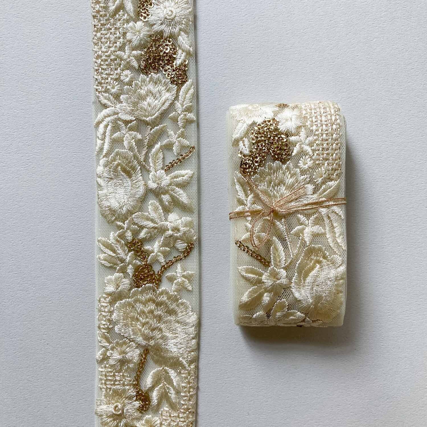 no.171 再販✩.*˚刺繍リボンとお花のアンティーク風アクセサリー✩.*˚ 再入荷〉スパンコールとクロスステッチ入お花刺繍リボン（1mカット