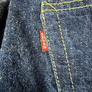 66S/S  Levi's 502-0117 "MINT condition" W46 L32