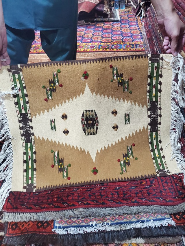 【No.85】Kilim　キリム　絨毯クエスト73【No.S-256】で紹介