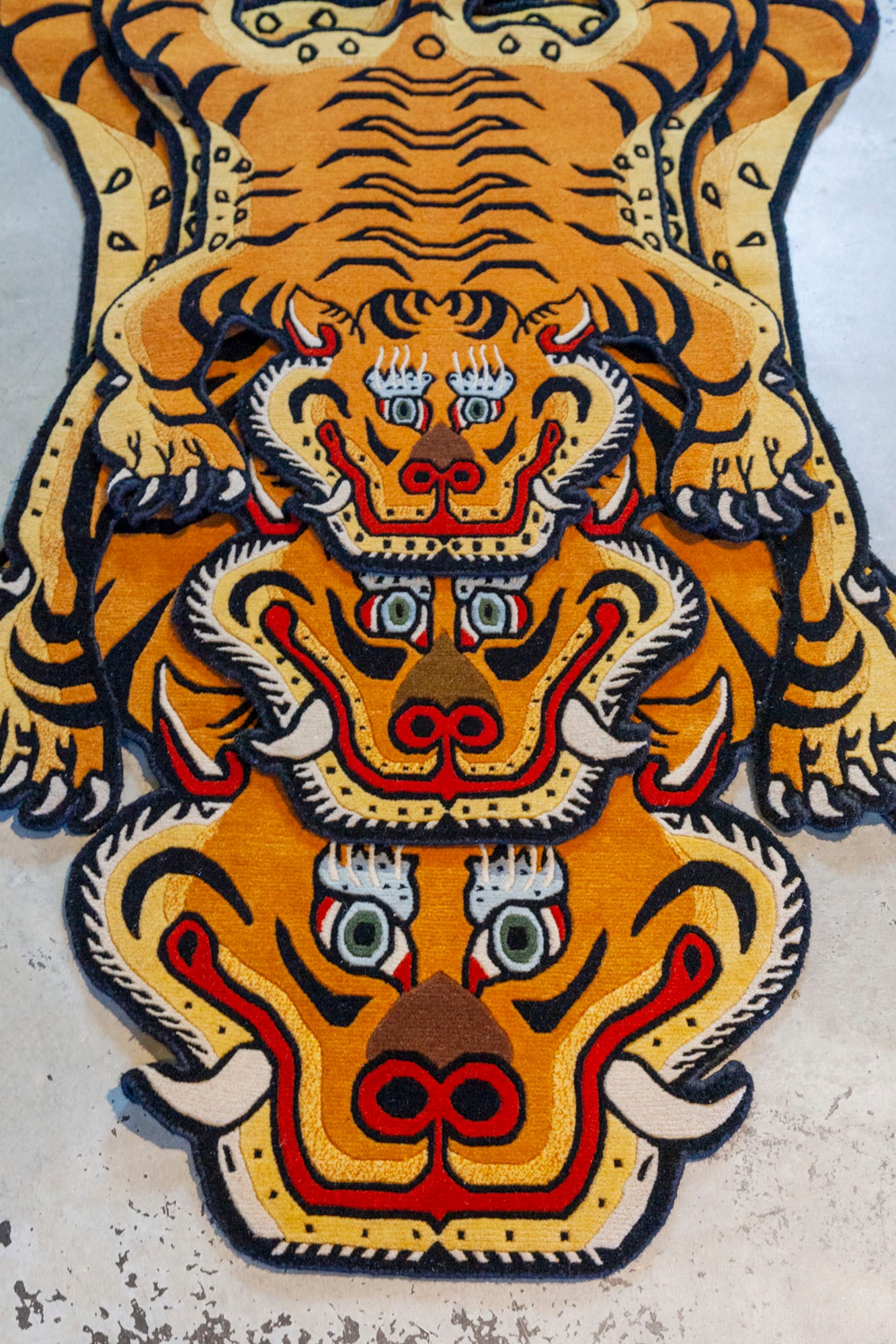 Tibetan Tiger Rug 《Sサイズ•プレミアムウール108》チベタンタイガー