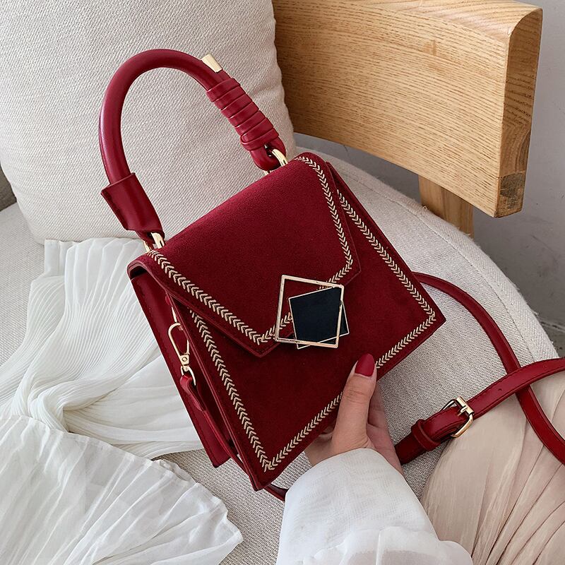 小さなバッグハンドバッグ2020新しいトレンディなファッションワイルドベルベットワンショルダーメッセンジャーバッグネット赤エインエアポータブル小さな正方形バッグ Tiancai_Wing_Bag73554010298