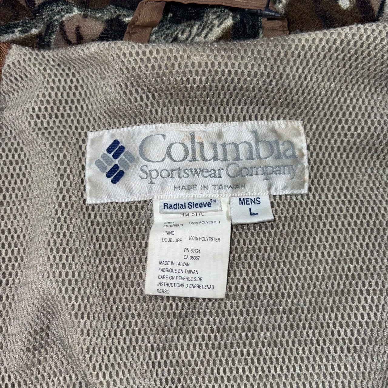 vintage 1990’s COLUMBIA “tree camouflage” pile jacket