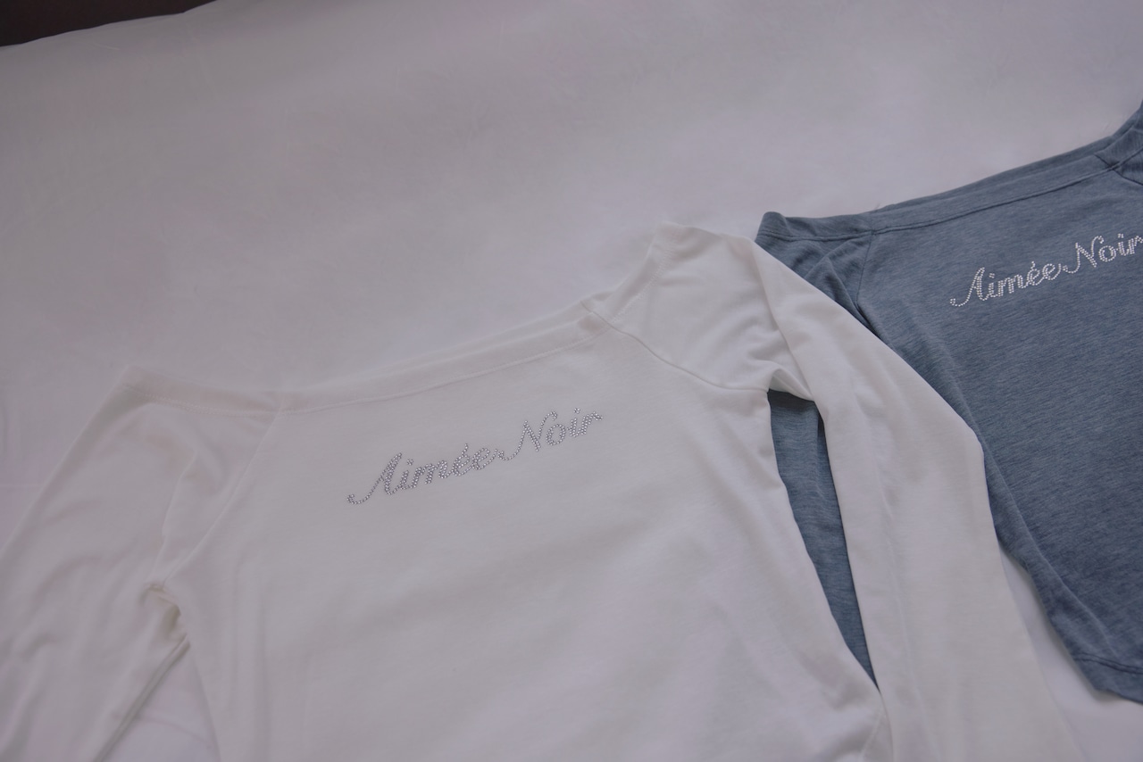 Off-shoulder stone tops