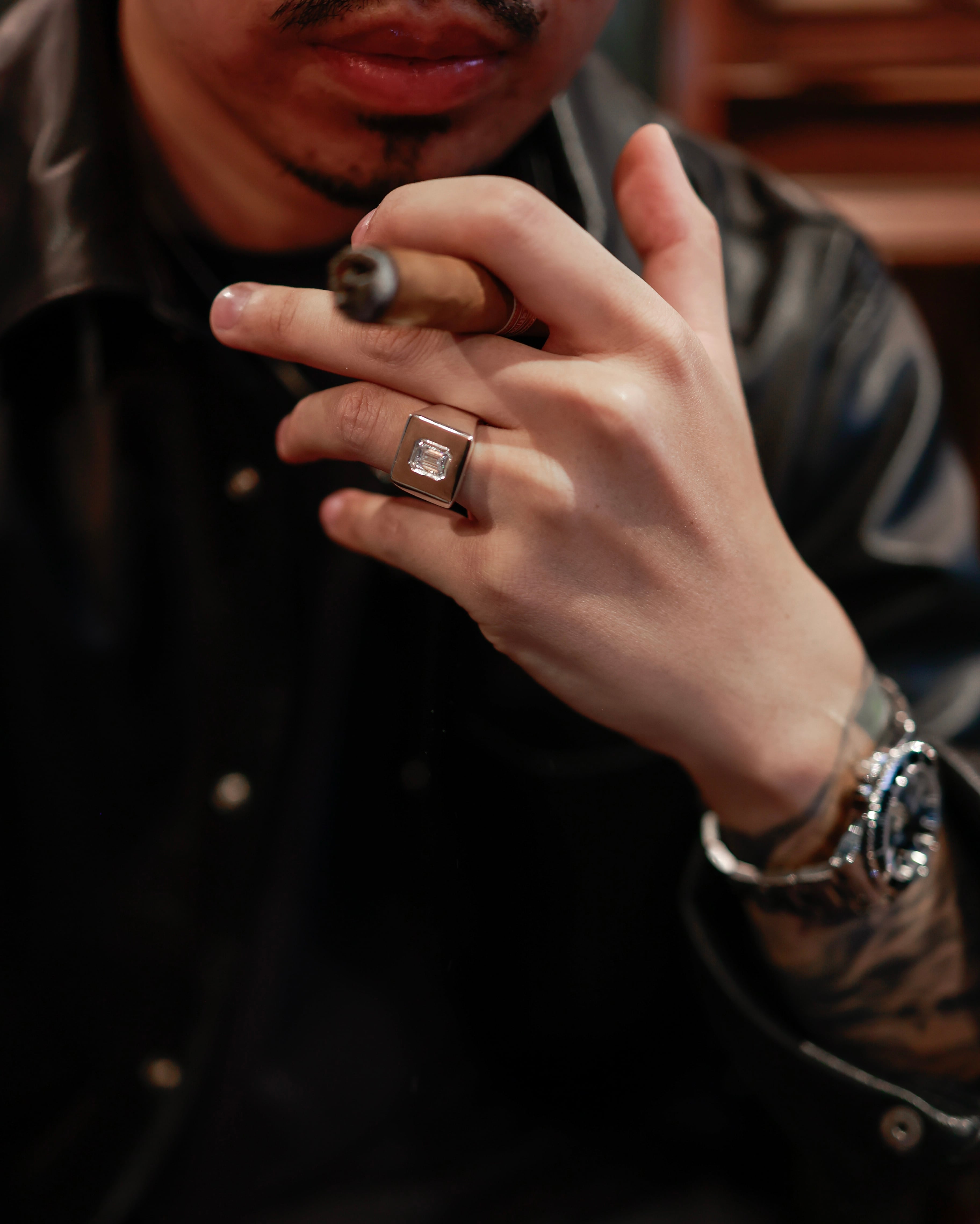 入荷サイズあり】Luxury Square College Ring | EUROKENVY®︎