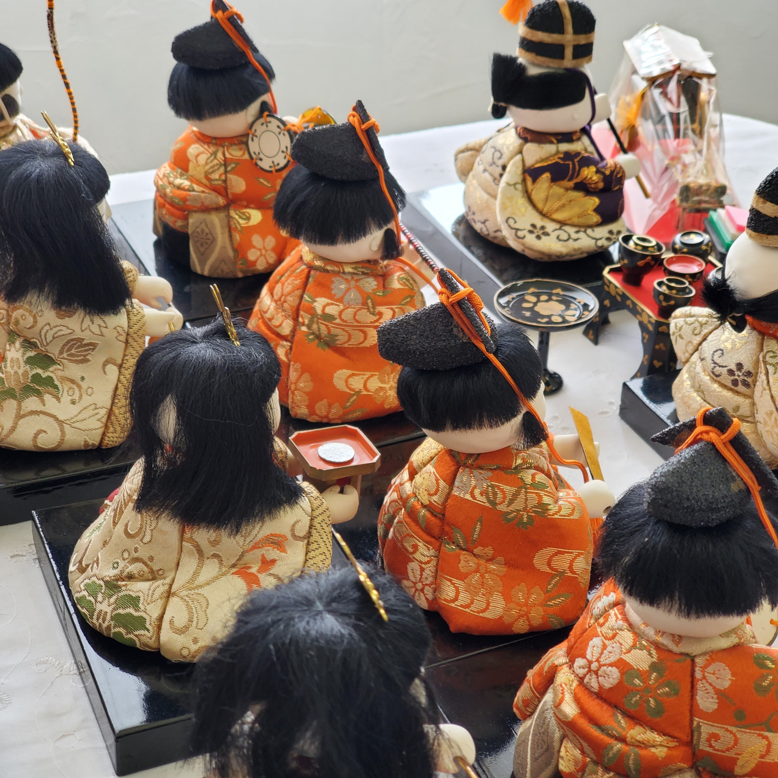 昭和中期　木目込み　雛人形　15体セット　平飾り　丸みのある可愛いお雛様