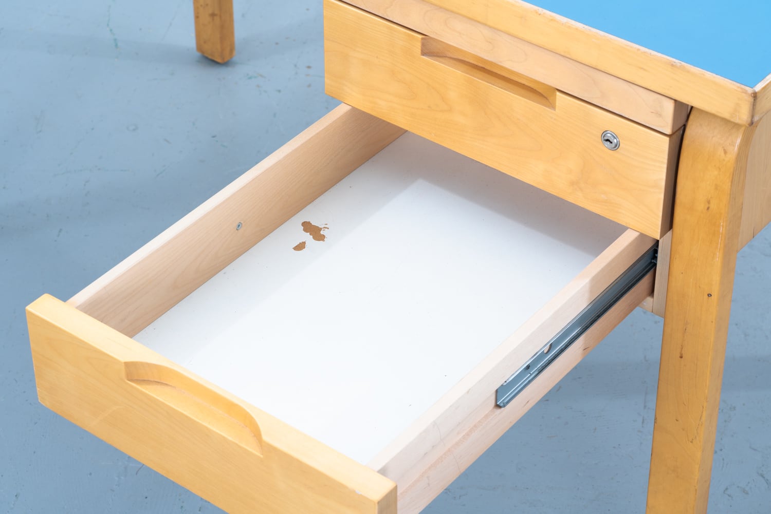 Alvar Aalto | Desk | kaikki gallery | 北欧ヴィンテージ家具の