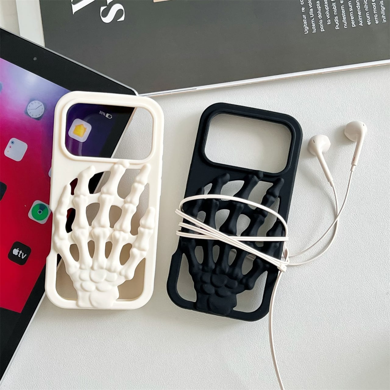スカル ハンド iPhone18 17 16 15 14 13 ケース シリコン かわいい