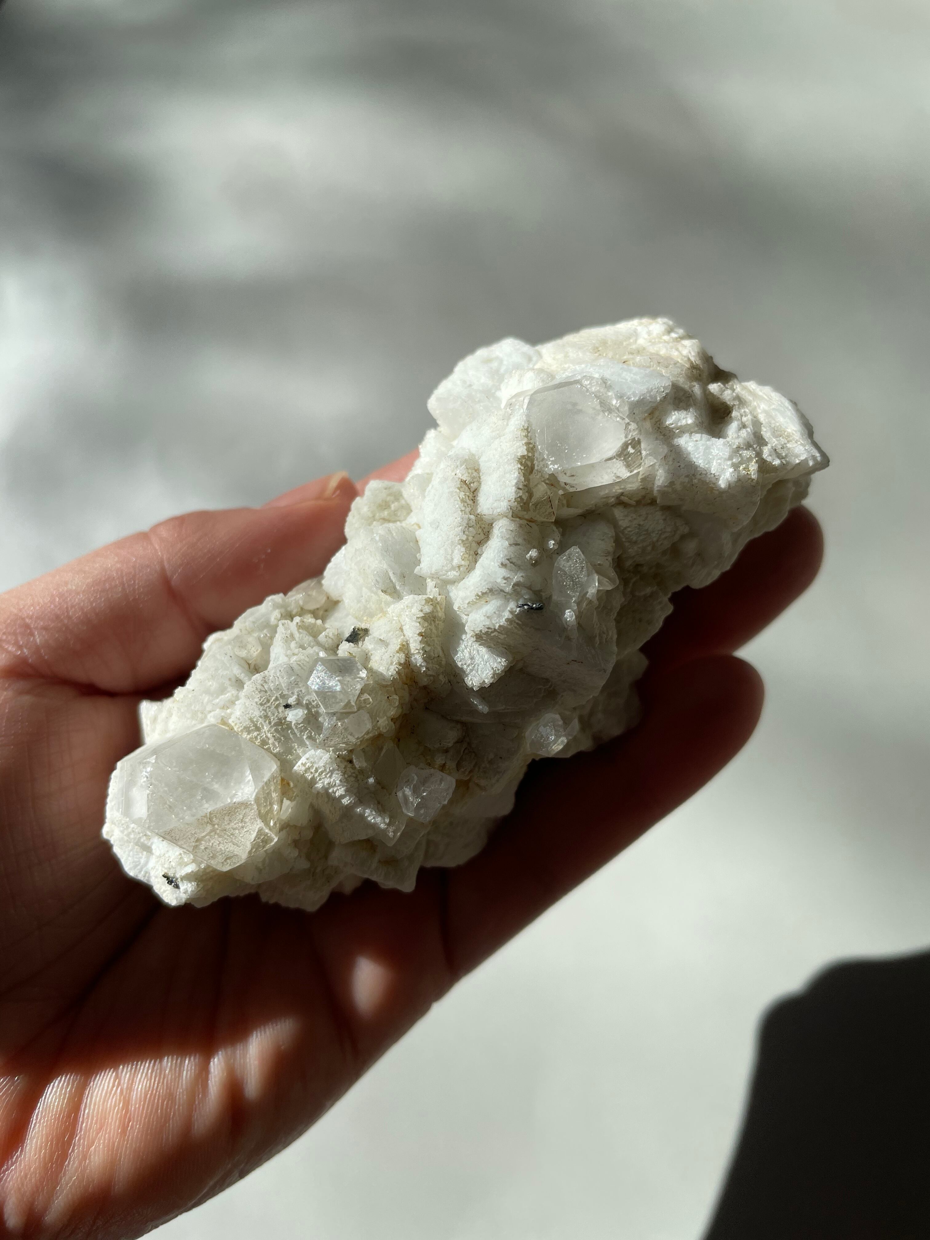 パキスタン　ギルギット　スカルドゥ産　フェルドスパーインクォーツ