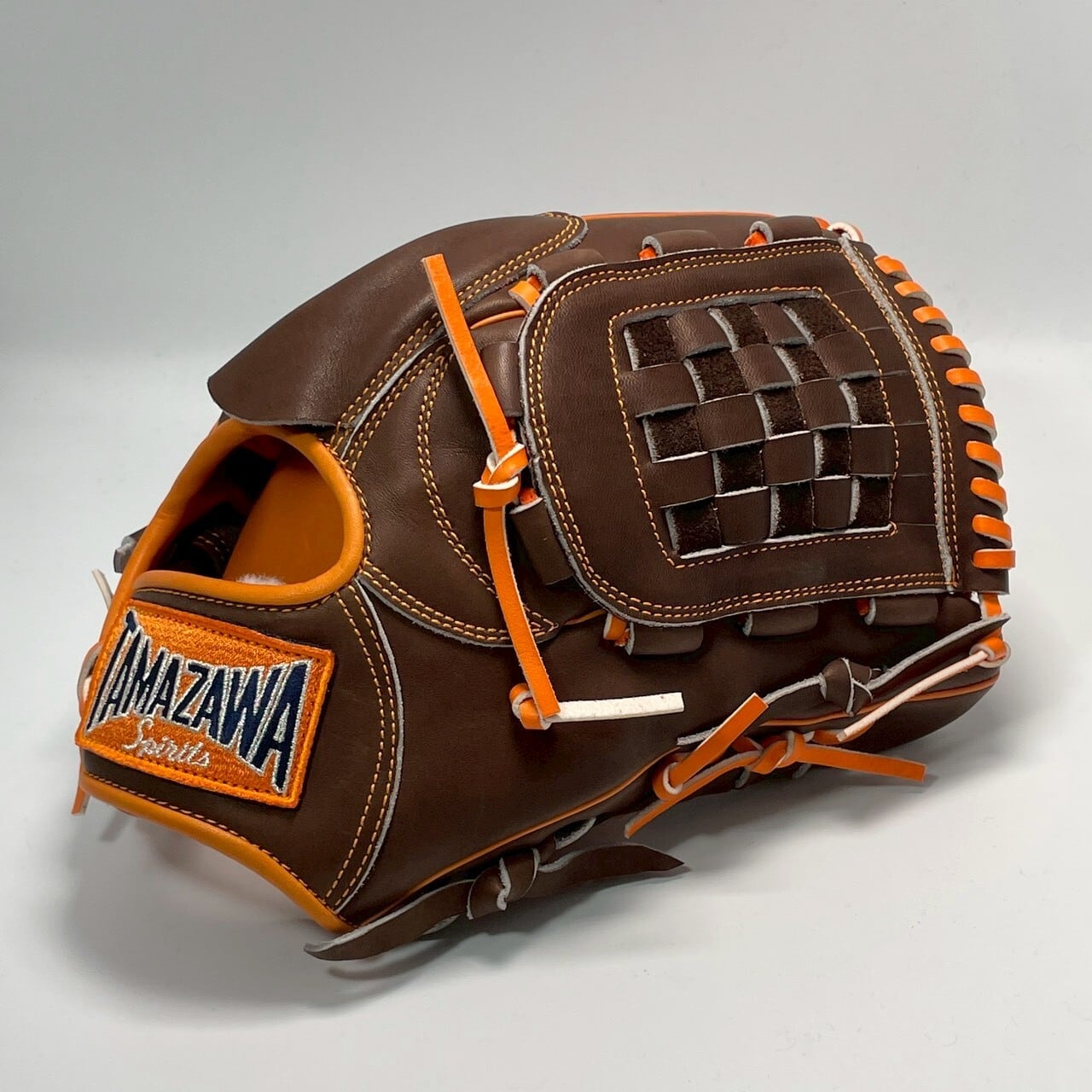 【硬式】玉澤 投手用(ピッチャー用) グローブ TMG-N3V1 縦型 バスケットウェブ(本体:Dブラウン 紐:オレンジ)|タマザワ