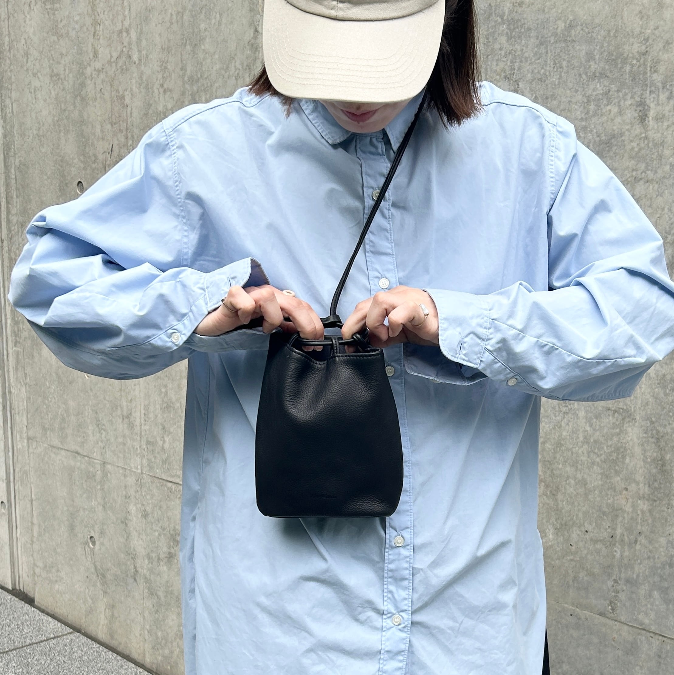 ドローストリングショルダーバッグS / サステナブルレザー（国産本牛革