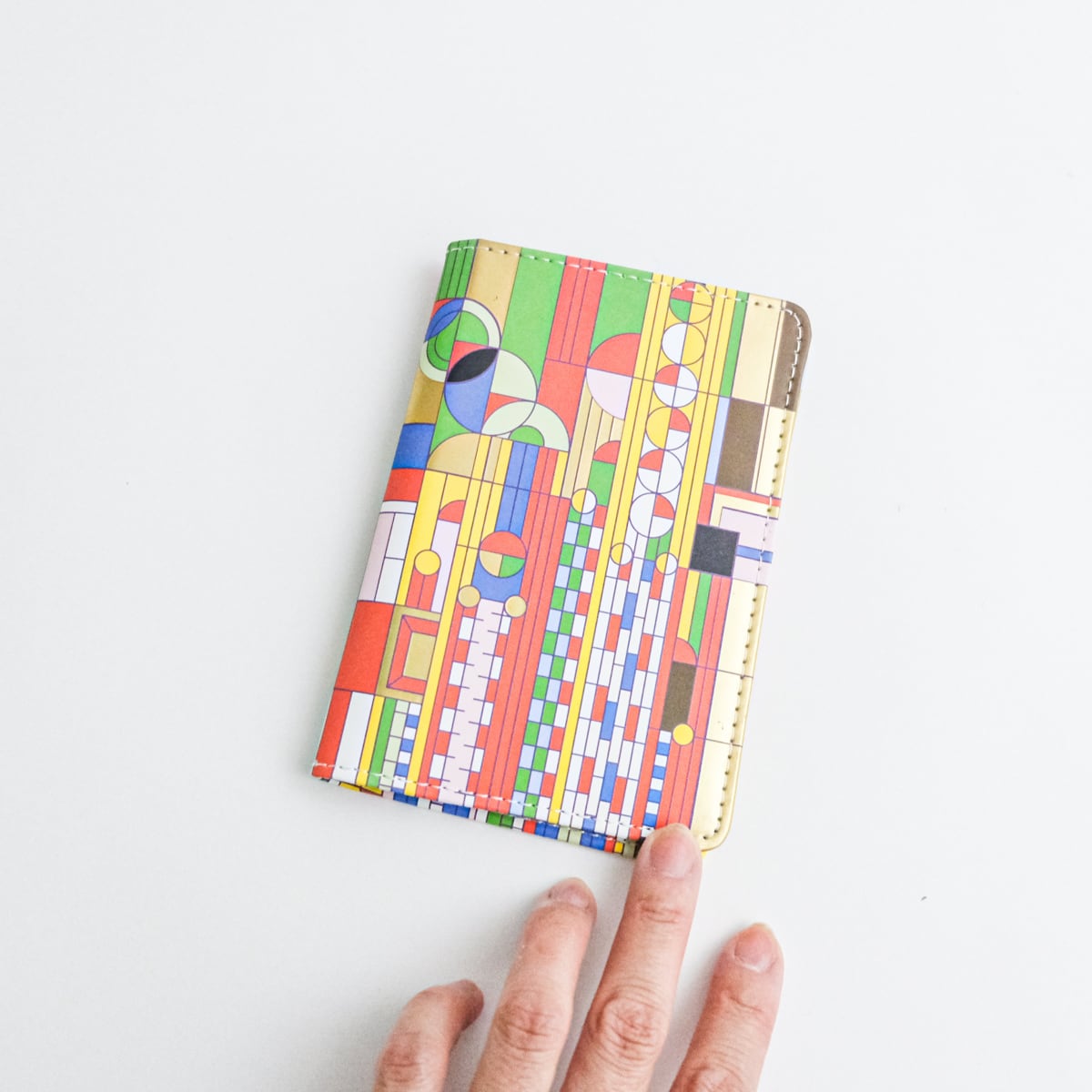 フランクロイドライト パスポートホルダー サボテンの花 Hmm By 東京都美術館ミュージアムショップ ふむふむ