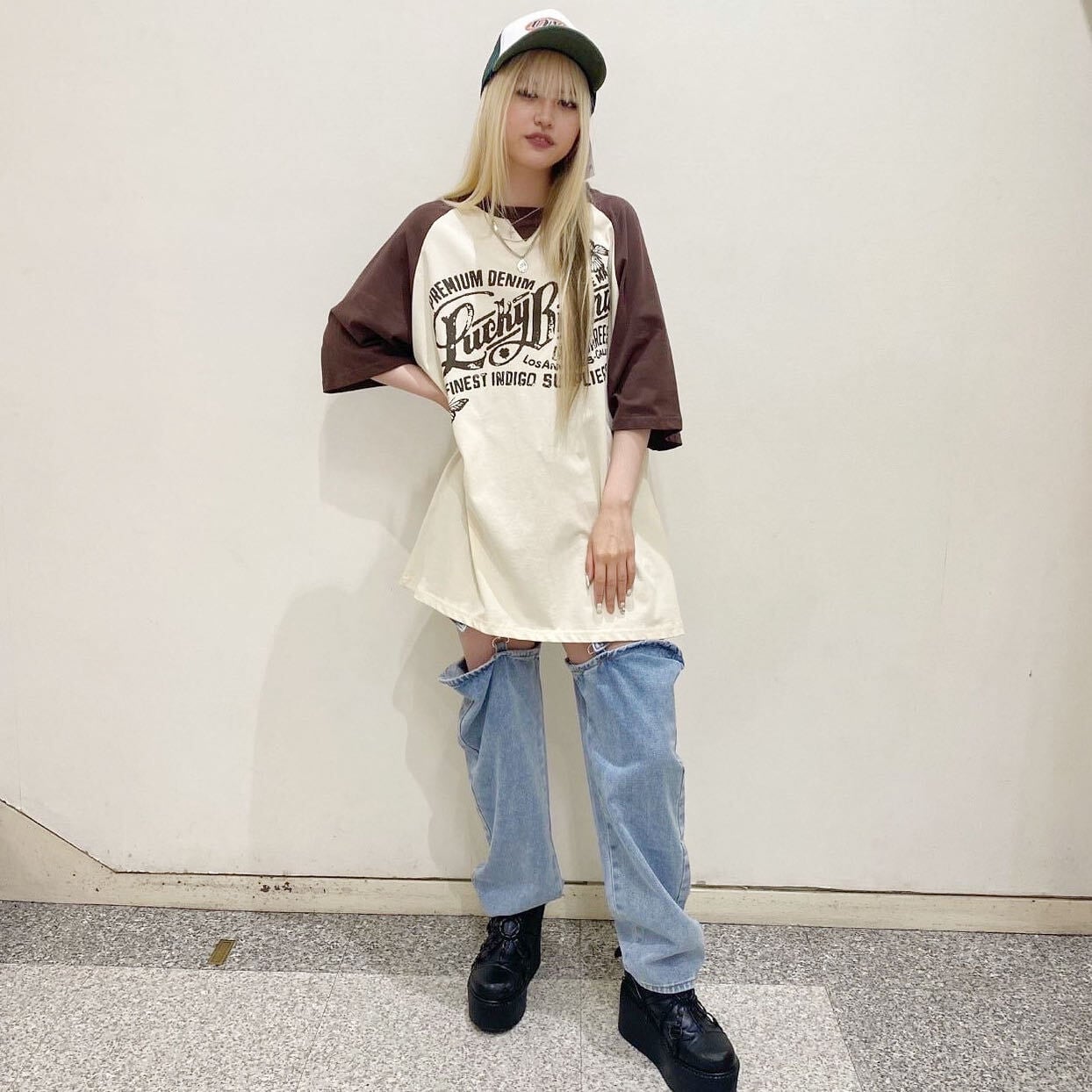 Y2K☆アメリカンロゴ ラグランTシャツ(Butterfly) | VOLCAN&APHRODITE