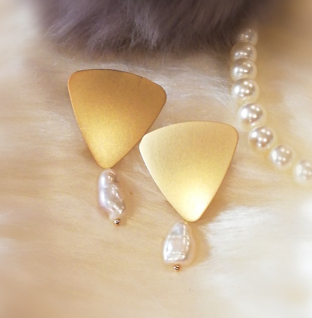 gold pearl pierce 【p003】