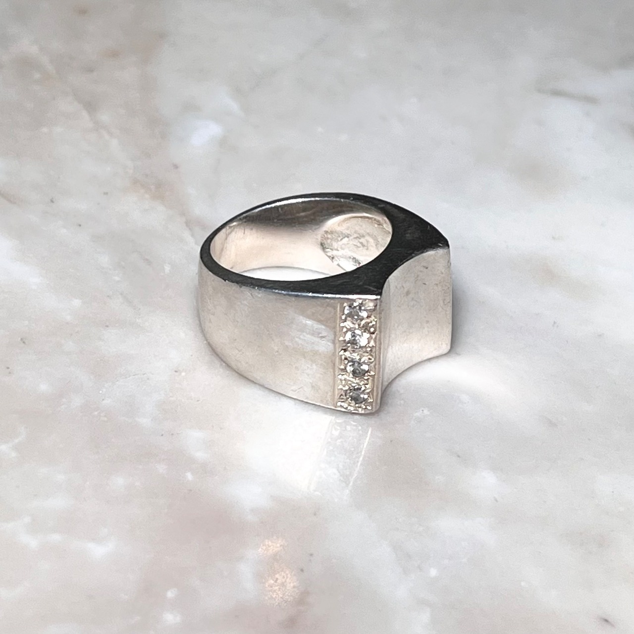 vintage rhinestone silver ring