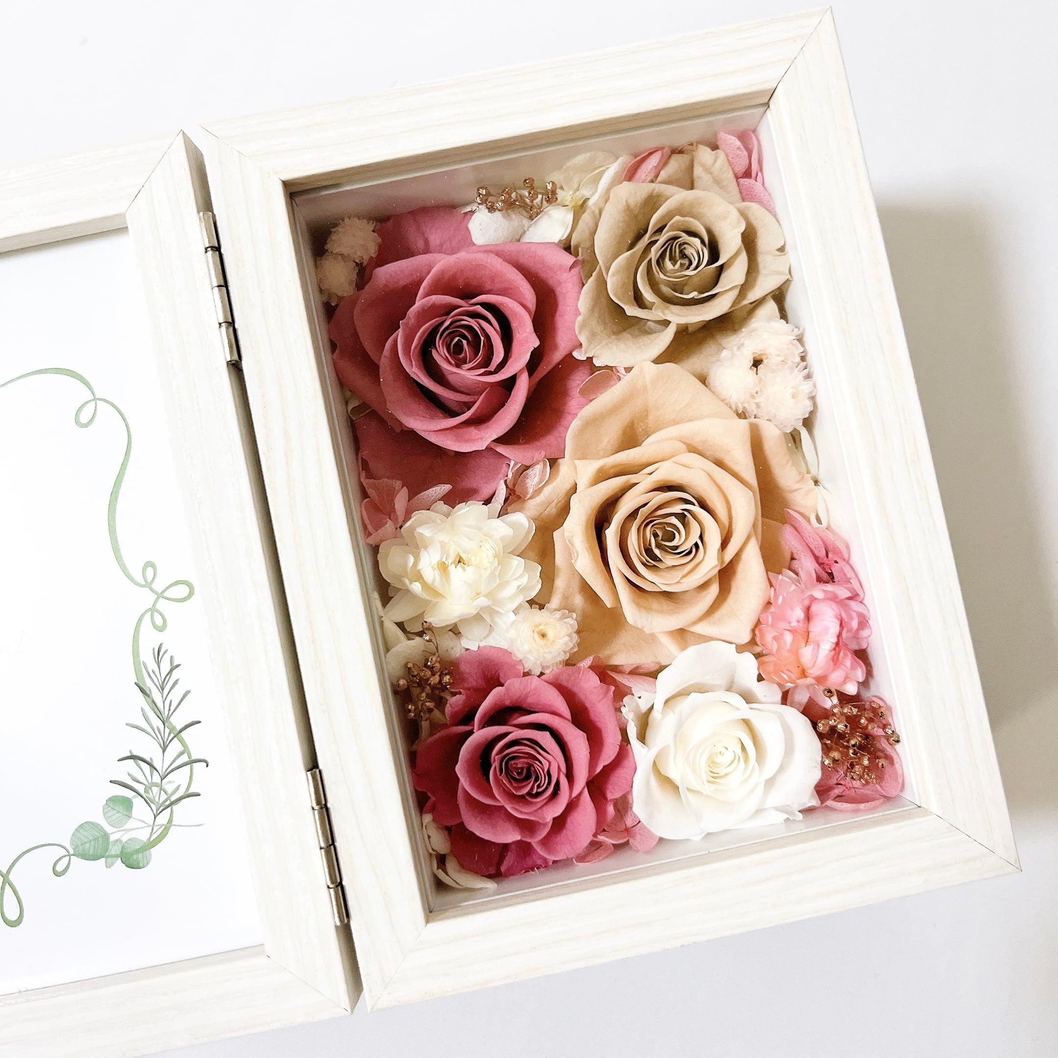 プリザーブドフラワー写真立てフォトフレームピンクバラローズ定価14700円 楽天市場】プリザーブドフラワー 写真立て フォトフレーム
