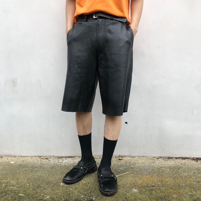 GGG pour homme” black cow leather shorts | LAUGH