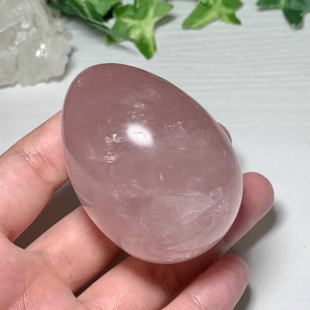 1.スターローズクォーツたまご･台座付き