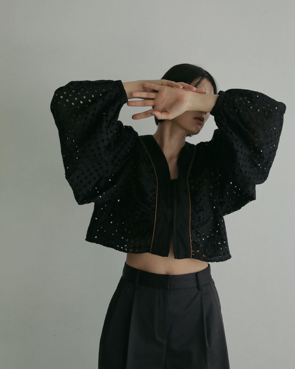 anuke 】Volume Cutwork Blouse | valance 福井｜レディース セレクト