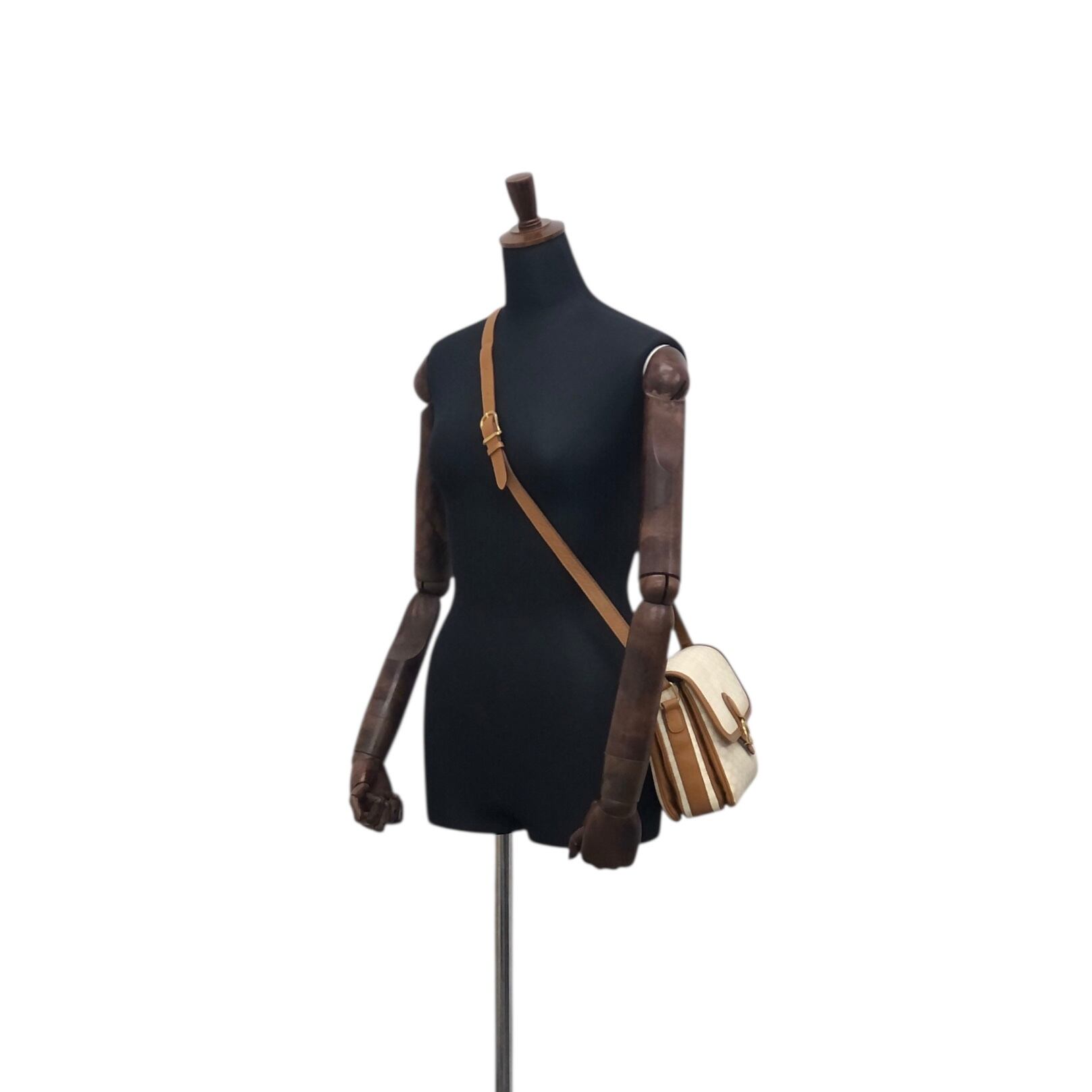 CELINE マカダム ホースビット ハンドバック CELINE セリーヌ マカダム ショルダーバッグ ホワイト ホース