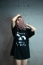 Dolly's Real World T-Shirt - [Tシャツ]