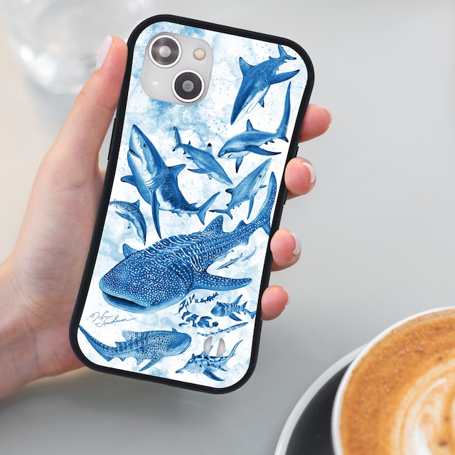 【iPhone耐衝撃グリップケース】蒼海のサメセレクション