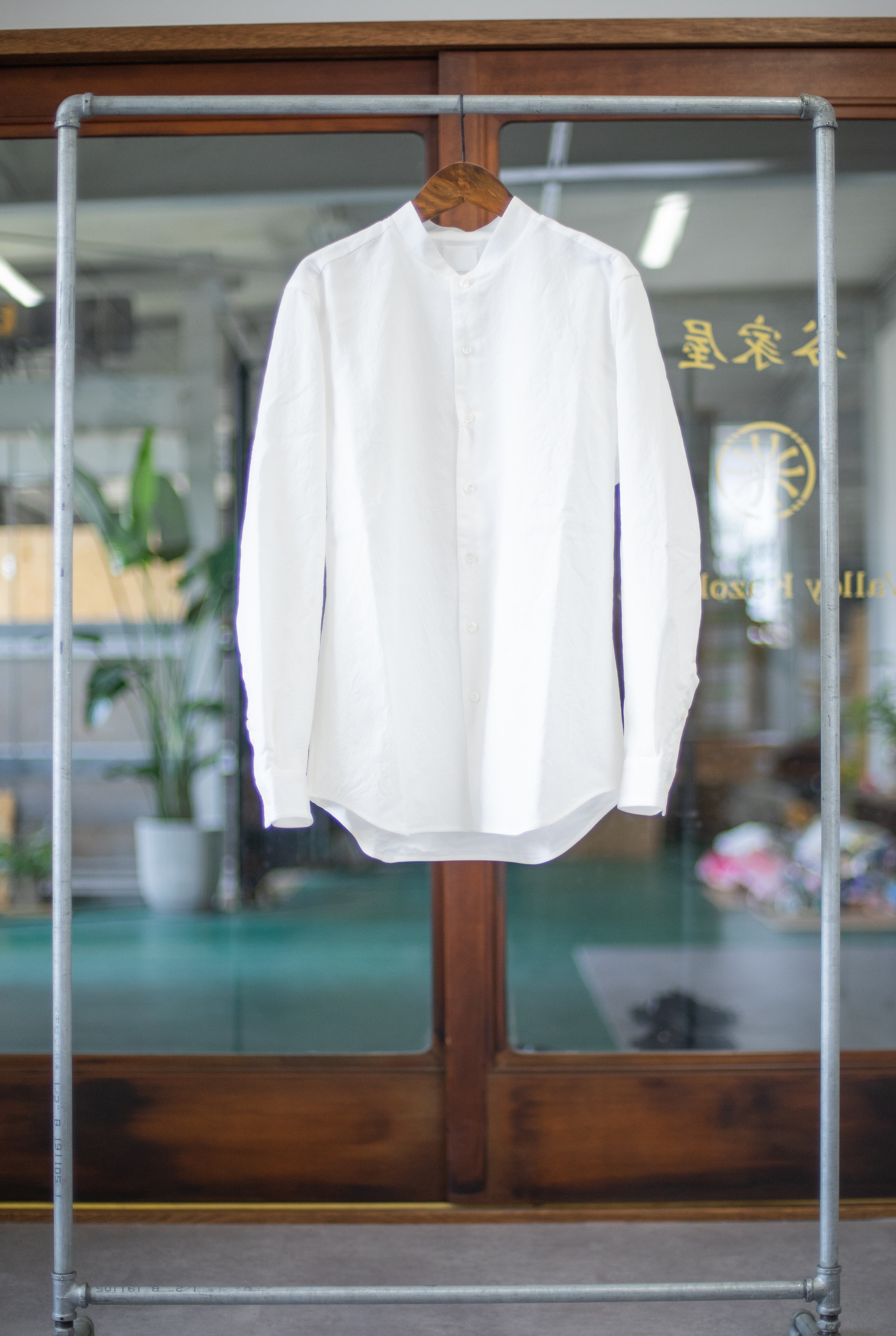 山内 有松塩縮加工リネンシャツ (yc41) white | 谷家屋 -Valley Kazoku 